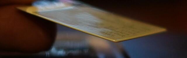 The size of a credit card: This fully functional computer even packs an e-ink screen