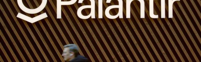 ICE just ordered $30 million worth of new technology from Palantir to track immigrants
