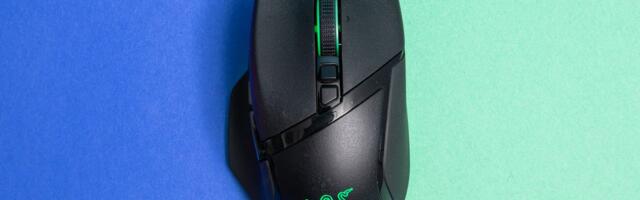 Razer’s Basilisk V3 Pro, one of our favorite gaming mice, is $30 off