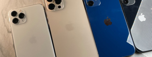 Daily Crunch: Reviewing the biggest and smallest new iPhones