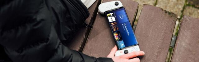 Hurry! The BACKBONE One PlayStation mobile gaming controller is $70 today