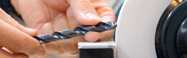 The 3 Easiest Ways To Sharpen Drill Bits Instead Of Throwing Them Away
