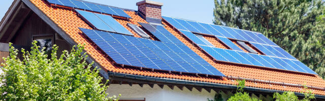 Ground-Mounted Or Roof-Mounted Solar Panels: Which Is Better For Your Home?