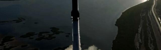 SpaceXs Starship takes one small step to the moon with successful splashdown
