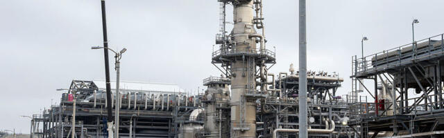 Trump gets data center companies to pledge to pay for power generation