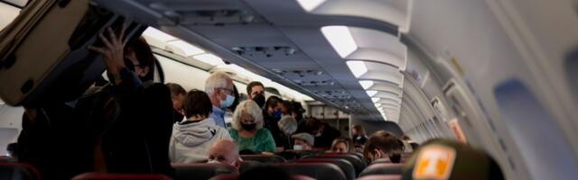 Is there a right way to exit an airplane?