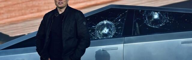 Cybertruck Owner Sues Tesla Over FSD, Claims Keeping Elon Musk as CEO Was Negligent