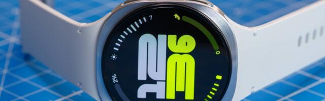 Latest Play Store update flags power-hungry watch faces