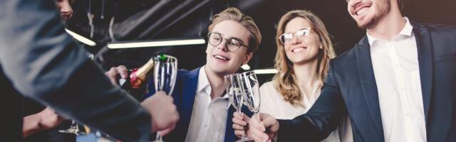 Bonus season is kicking off. Here's when the big banks are revealing their numbers.