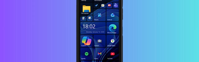 This Smartphone Lets You Use Windows, But Is Far From A New Windows Phone