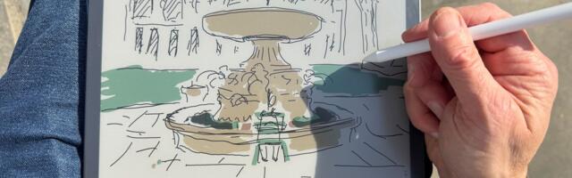 I took the iPad Air and Kindle Scribe Colorsoft drawing in the park — and there's only one I want to use in direct sunlight