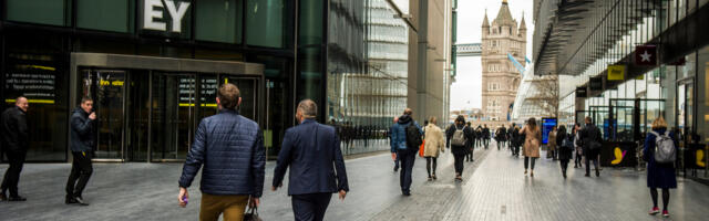 EY opens fintech incubator in London
