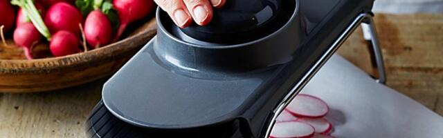 Pro Chefs Consider These 20 Kitchen Tools a Joke. Here's What They Use Instead