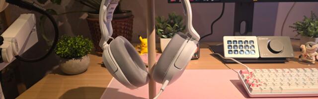 Corsair launches lightweight budget-friendly HS35 v3 gaming headsets — wired version weighs a cool 230 grams