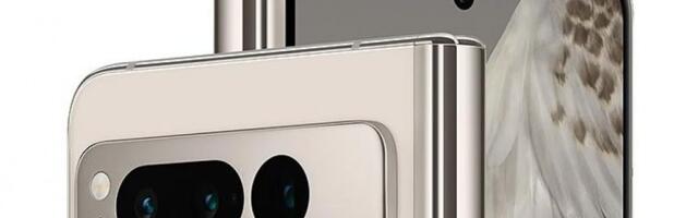 Google will keep selling the original Pixel Fold