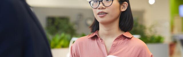 10 clever phrases that instantly shut down passive-aggressive comments without starting a fight