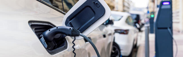 Can You Replace EV Batteries Yourself? 3 Reasons You Shouldn't Try It