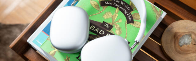 Latest AirPods Max model plunges to an all-time low price for Black Friday