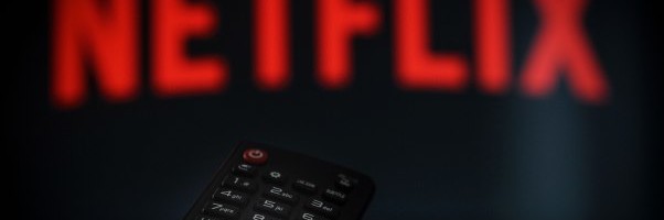 Netflix test puts a ‘Shuffle Play’ button right on your home screen