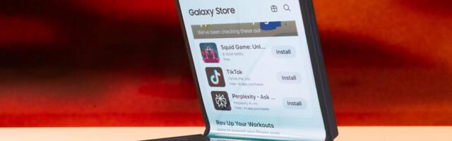 I Tested the Galaxy Z Flip 7 and It Impressed Me in Nearly Every Way but One