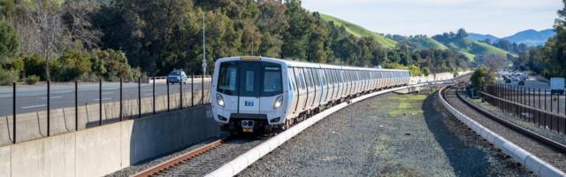 SF’s BART expects ‘major delays’ after a computer problem ground subways to a halt