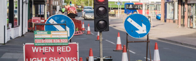 How Do Temporary Traffic Lights Work?