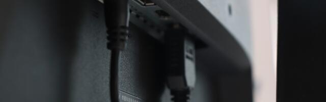 13 Surprising Gadgets You Can Plug Into Your Monitor's USB Port