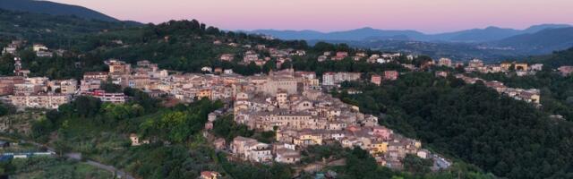 I realized I'm not happy living in Florida. So we're moving to a small town in Italy, where life moves at a better pace.