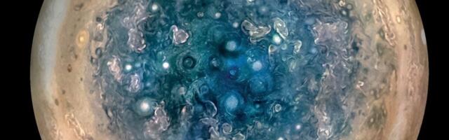 Astronomers Detect Entirely New Type of Plasma Wave Above Jupiter’s North Pole