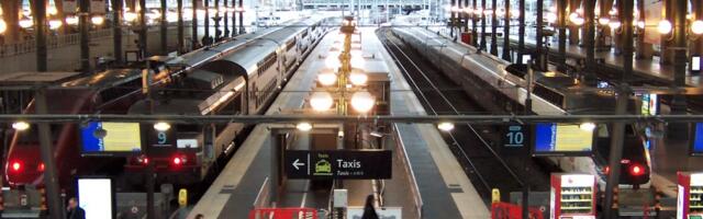 Unexploded WWII Bomb Disrupts Paris Train Traffic, Forcing Major Delays