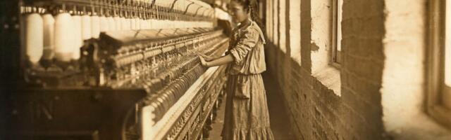 Vintage photos show how dangerous railways, mills, and other workplaces used to be
