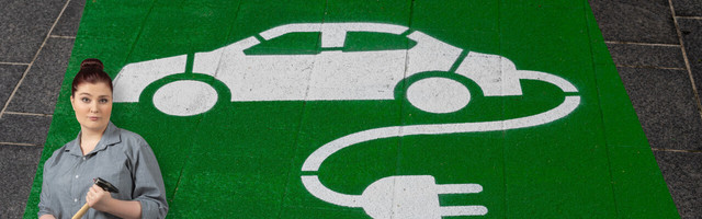 How much does it cost to maintain an EV?