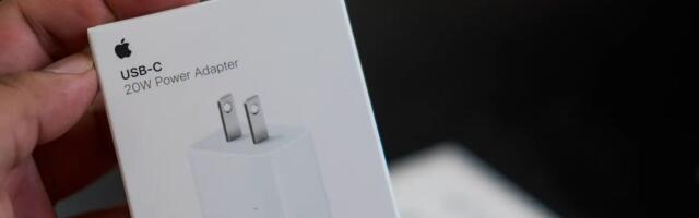 Apple Retail Staff Drilled to Recommend iPhone 15 USB-C Charging Accessories at Point of Sale