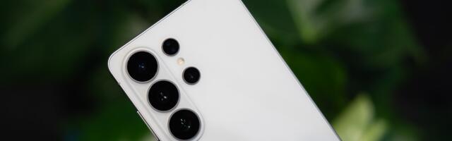 AI deepfakes are a train wreck and Samsung’s selling tickets