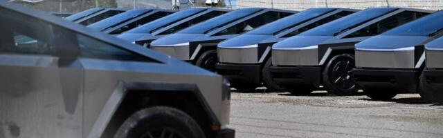 Tesla Recalls Thousands More Cybertrucks, Is Bad at Gluing Things Tesla Recalls Thousands More Cybertrucks, Is Bad at Gluing Things