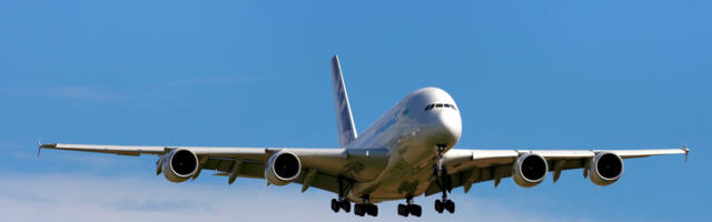 Government gives £165m to renewable aircraft fuel projects