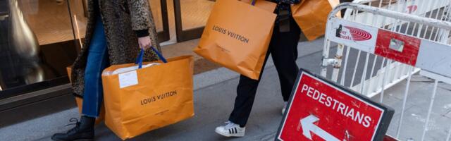 3 reasons the US can't count on wealthy Americans to keep the economy going strong