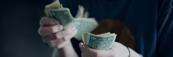 Jefa is a challenger bank for women without a bank account