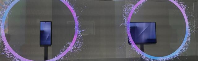 Samsung Shows Off Tri-Fold Smartphone