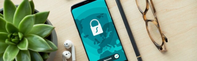 An Email Scammer Stole 620K Photos From iCloud Accounts