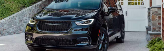 A fully electric Chrysler Pacifica is in the works