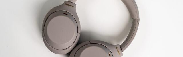 Sony is bringing two new affordable headphones with more color options