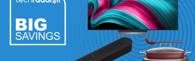 Walmart is slashing prices on Super Bowl party essentials — here are 13 deals I'd buy on big-screen TVs, soundbars, air fryers, and more