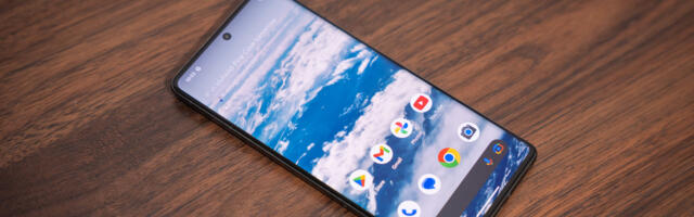 Wallpaper Wednesday: More great phone wallpapers for all to share (February 11)