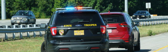 State Trooper Teaches Slow Driver What The Left Lane Is Actually For