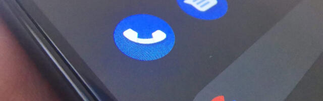 Google experiments with ditching the Favorites tab in the Phone app for a simpler layout