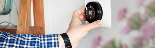 The Best Temperature To Set Your Thermostat To Keep You Warm Without Running Up Electric Bills
