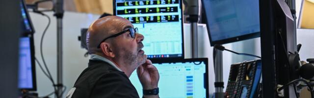 US tech stocks hit by fresh wave of selling as Qualcomm and AMD tumble