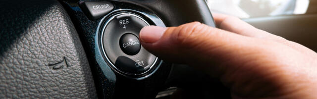 This Is The Worst Time To Use Cruise Control (But Many People Do It Anyway)