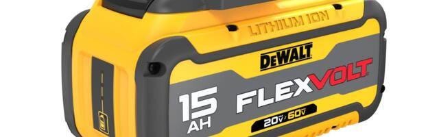 Here's Why Some Users Aren't Happy With DeWalt's Massive 15 Ah Flexvolt Battery